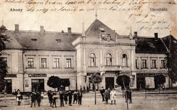 Abonyi Városháza