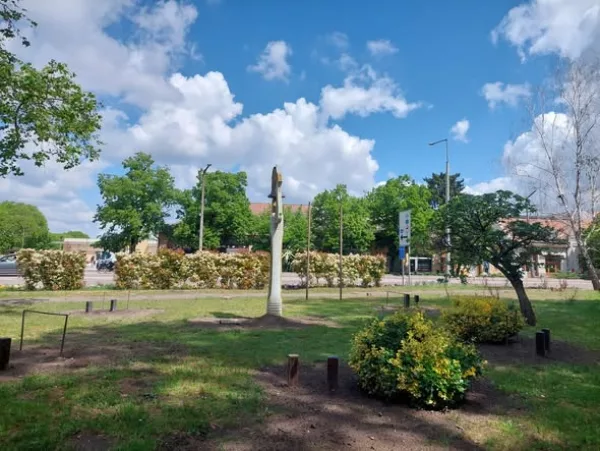 Felújúitják a Millenniumi Emlékpark szobrait Abonyban