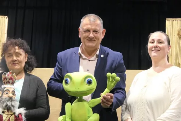 Kutykurutty!- csuda bábelőadás Abonyban