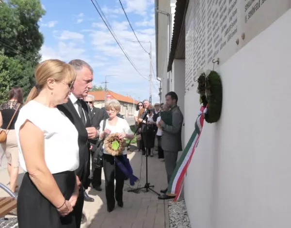 A holokauszt áldozataira emlékeztünk Abonyban