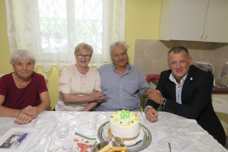 Köszöntő