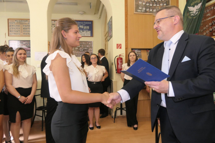 Gratulálunk az érettségizőknek!