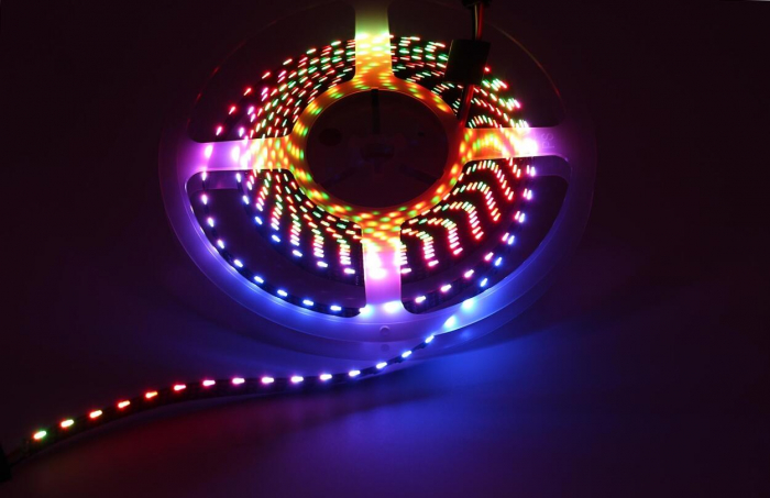 Led szalagok beltéri dekorációhoz – hogyan és hova telepítsük őket?