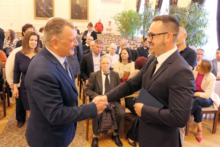 Muhari Gergely országgyűlési képviselő hivatalosan is átvette megbízólevelét