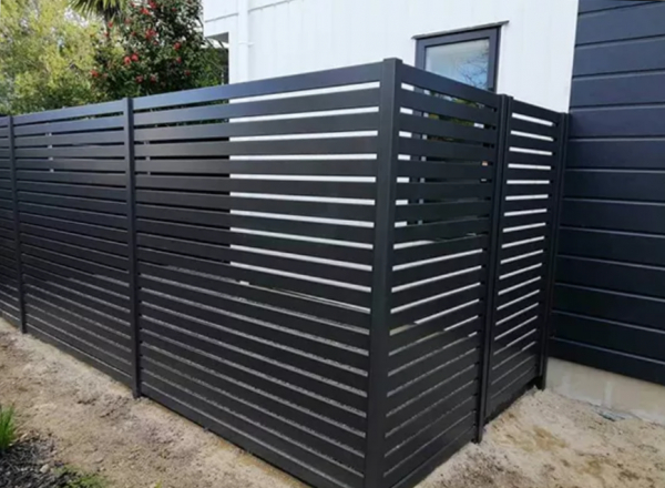 A standard kerítés nem mindig azt jelenti, hogy átlagos