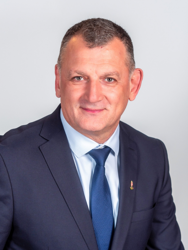 Megosztjuk a polgármesteri programot