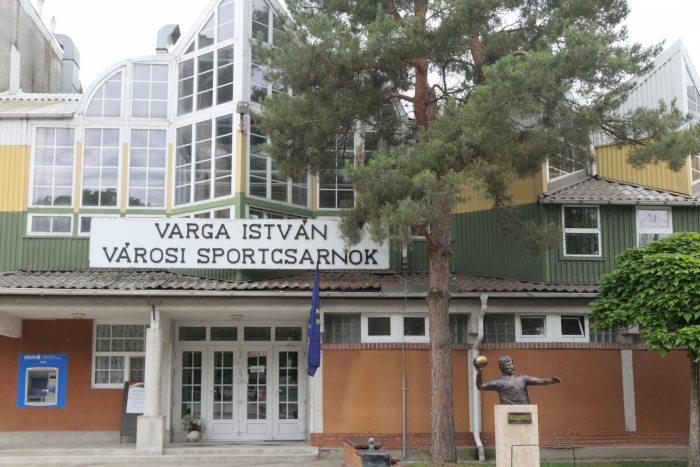 Megújulhat a Varga István Városi Sportcsarnok