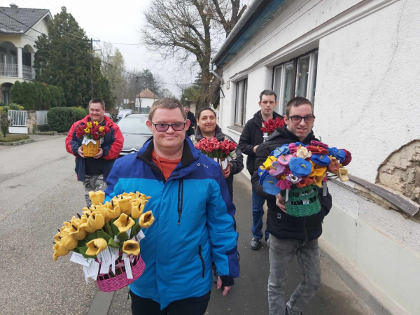 Nőnapi ajándékok a Down Alapítványtól