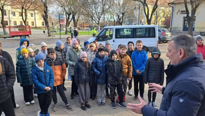 Idén: „Mi szedjük – Önkéntesen a tiszta Abonyért” 💚💚💚