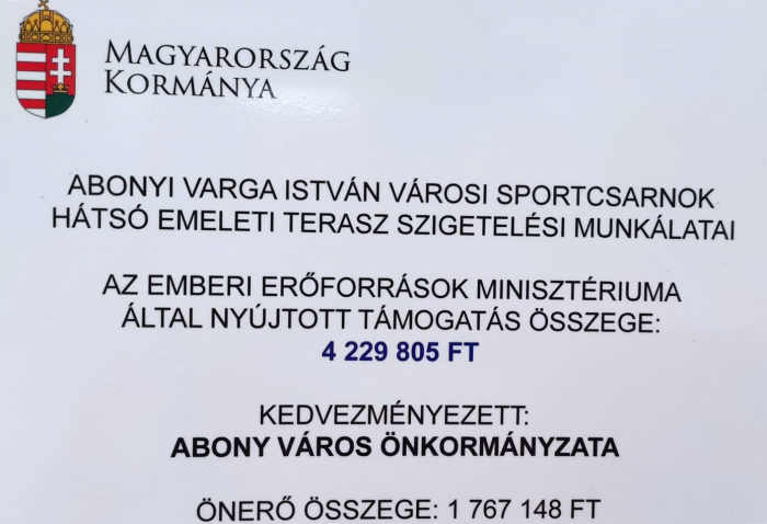 Kezdődik a sportcsarnok teraszának felújítása