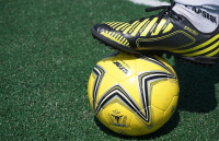 Szükséges eszközök futballhoz: kifogástalan választás kezdőknek és haladóknak