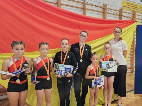 Gratulálunk tornász lányainknak!