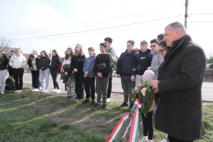 Értékőr: Koszta József festőművészre emlékeztünk