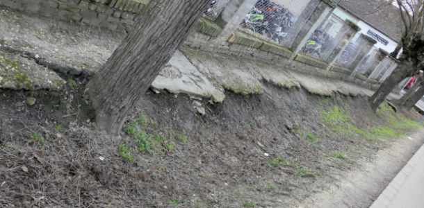 Kezdődik a járdaépítés